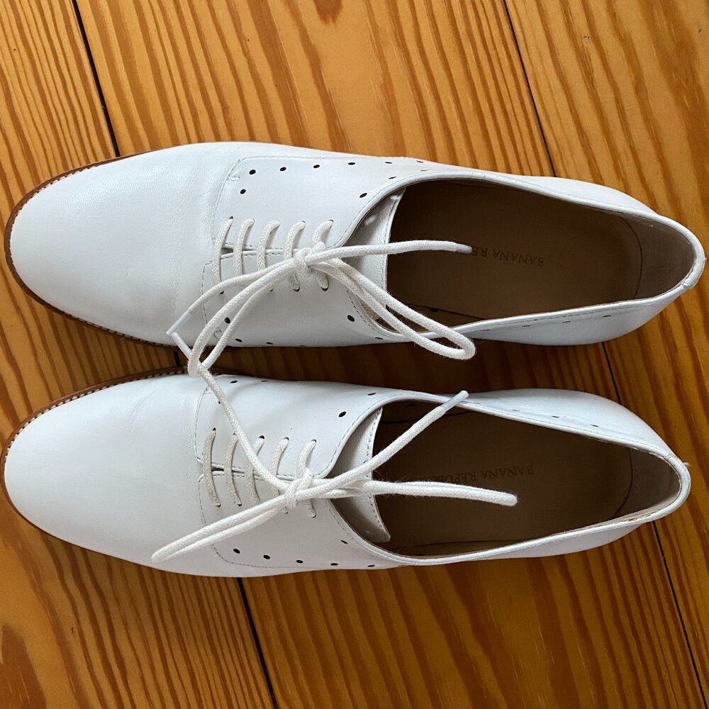 Banana Republic Women’s White Leather Buck Oxfords-Size 8.5-Excellent Condition! - Picture 4 of 8